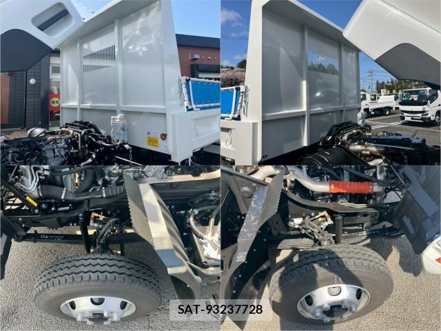 MITSUBISHI FUSO Fighter 2026-04 8876895-13