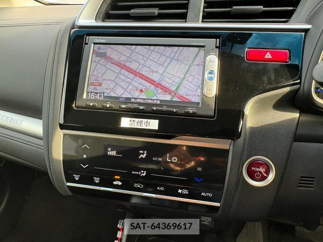 Honda FIT HYBRID 2013-12 8877262-15