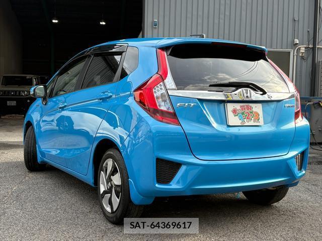 Honda FIT HYBRID 2013-12 8877262-6