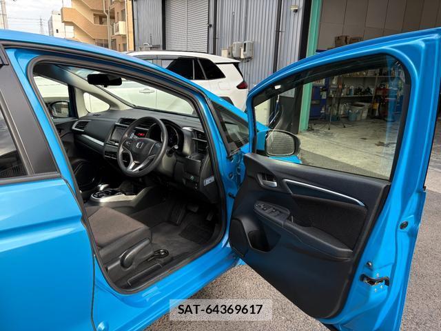 Honda FIT HYBRID 2013-12 8877262-8