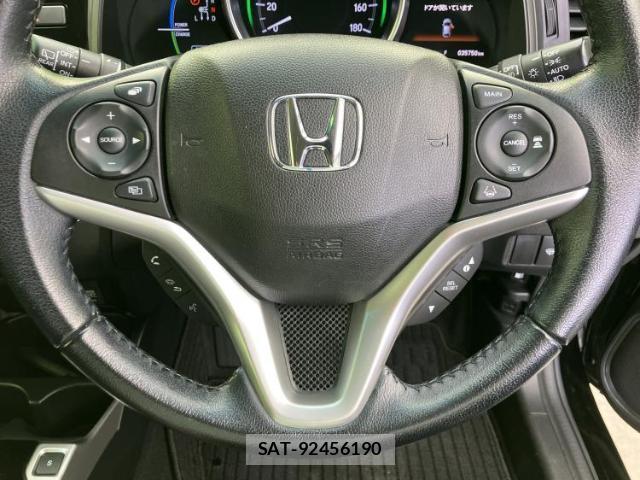 Honda FIT HYBRID 2019-04 8878342-14