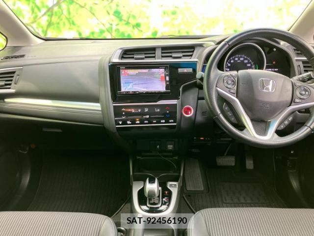 Honda FIT HYBRID 2019-04 8878342-3