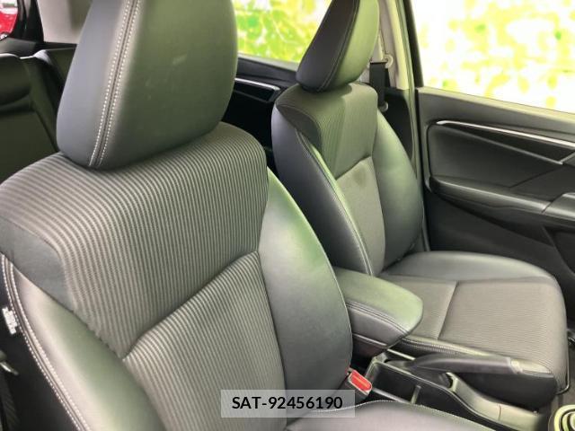 Honda FIT HYBRID 2019-04 8878342-5