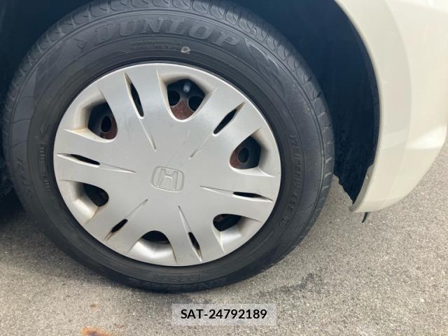Honda FIT 2008-02 8877448-1