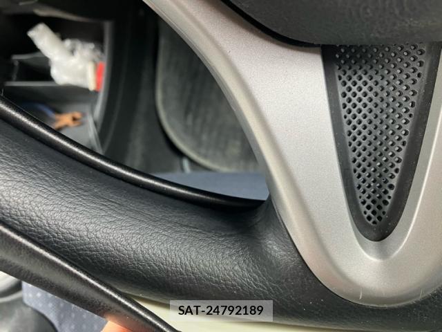 Honda FIT 2008-02 8877448-16