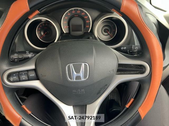 Honda FIT 2008-02 8877448-6