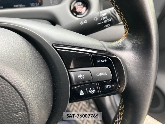 Honda FIT 2024-03 8877560-10