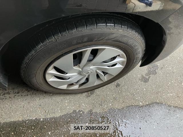 Honda FIT 2016-05 8877578-17