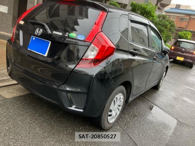 Honda FIT 2016-05 8877578-3