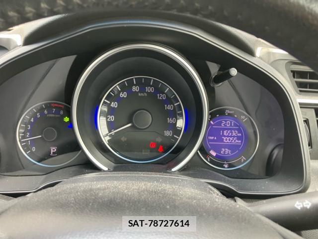 Honda FIT 2014-01 8877962-11