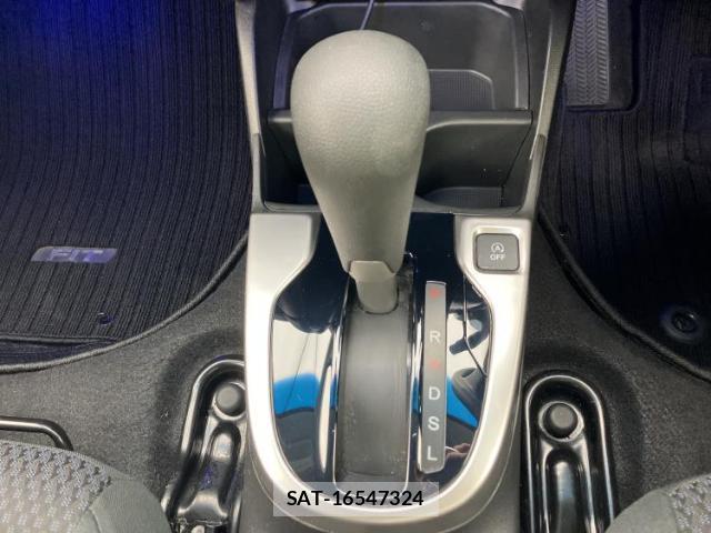 Honda FIT 2019-11 8878148-17