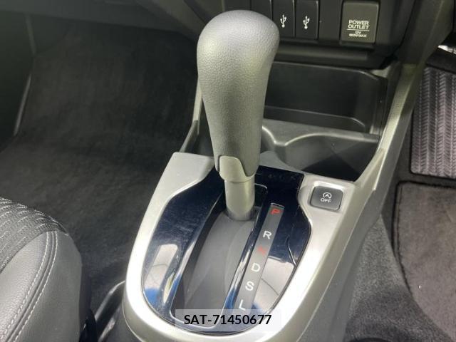 Honda FIT 2015-10 8878153-14
