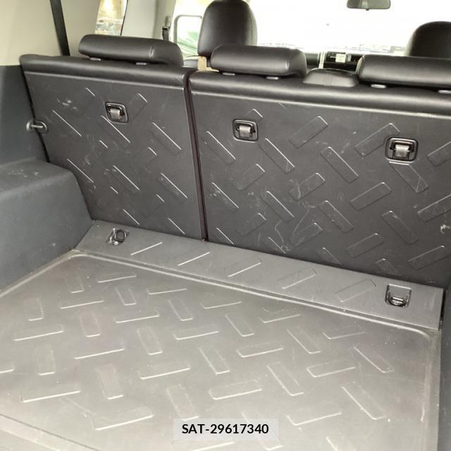Toyota FJ CRUISER 2013-11 8876466-11
