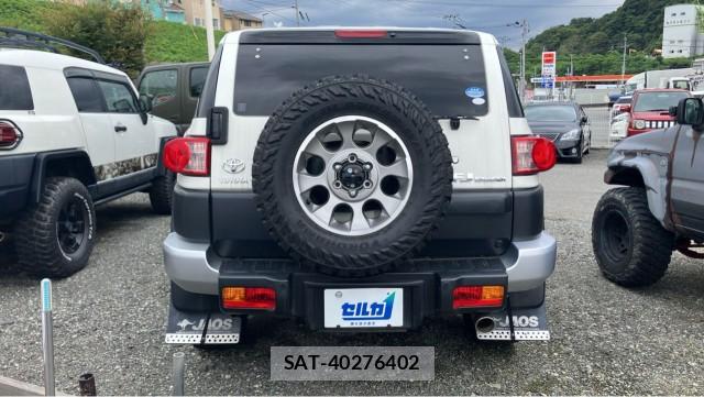 Toyota FJ CRUISER 2012-01 8877170-1