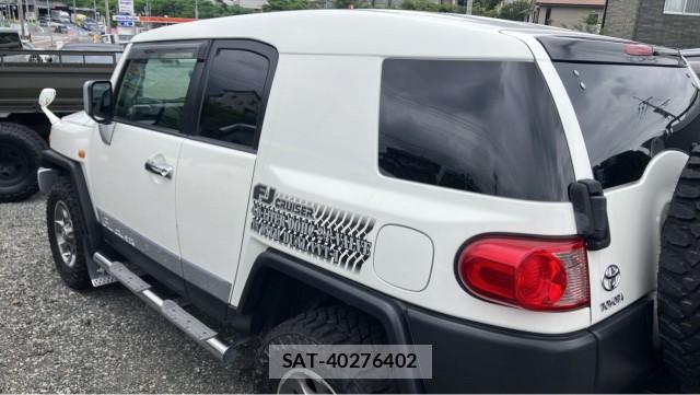Toyota FJ CRUISER 2012-01 8877170-10