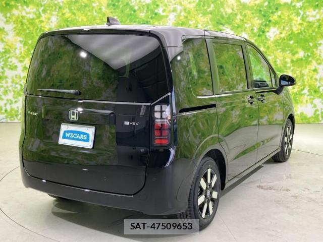 Honda FREED HYBRID 2026-05 8877013-2