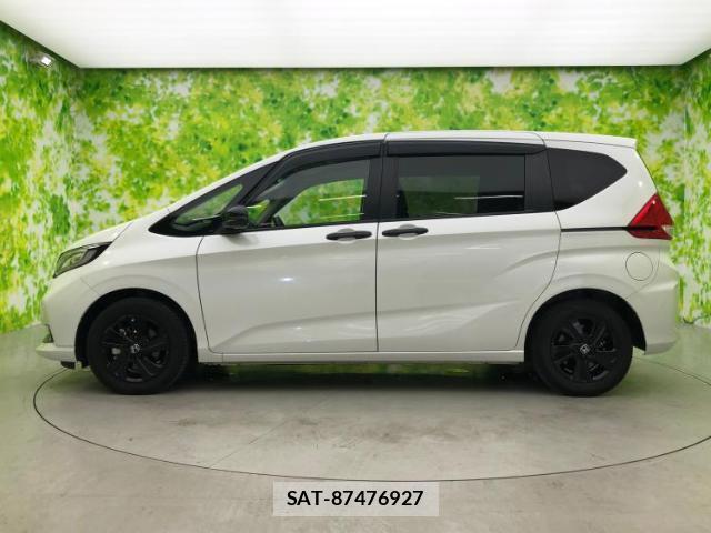 Honda FREED HYBRID 2022-07 8878093-1