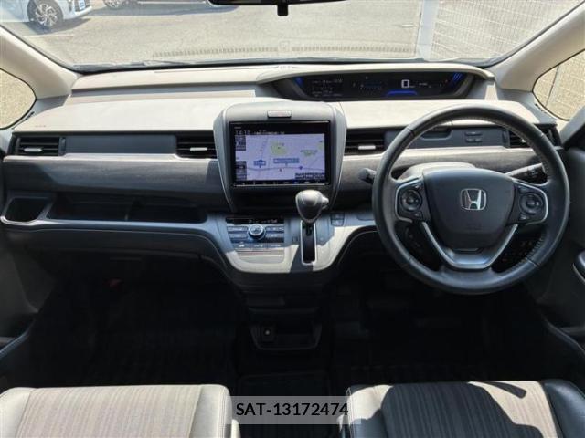 Honda FREED 2019-09 8876582-3
