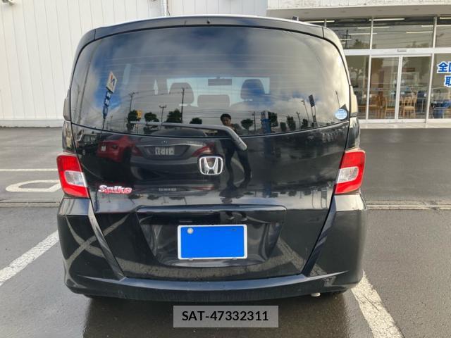 Honda FREED SPIKE 2013-02 8876546-13