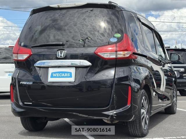 Honda FREED 2017-01 8876110-2