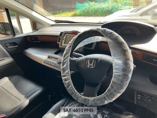 Honda FREED 2009-08 8876300-14