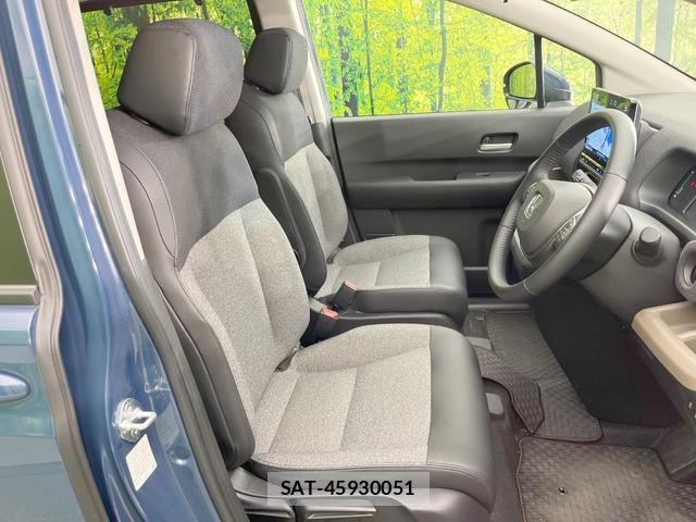 Honda FREED 2025-02 8876587-7