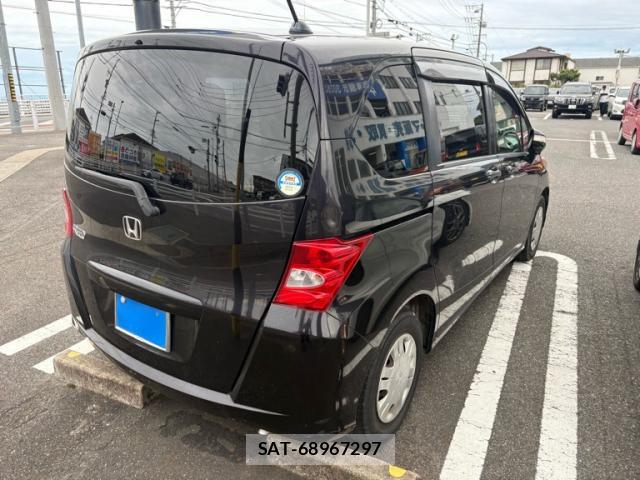 Honda FREED 2009-11 8877397-5