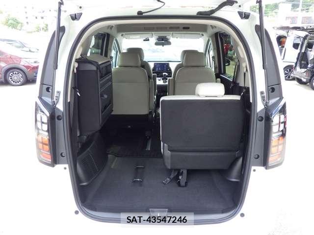 Honda FREED 2025-10 8877528-12