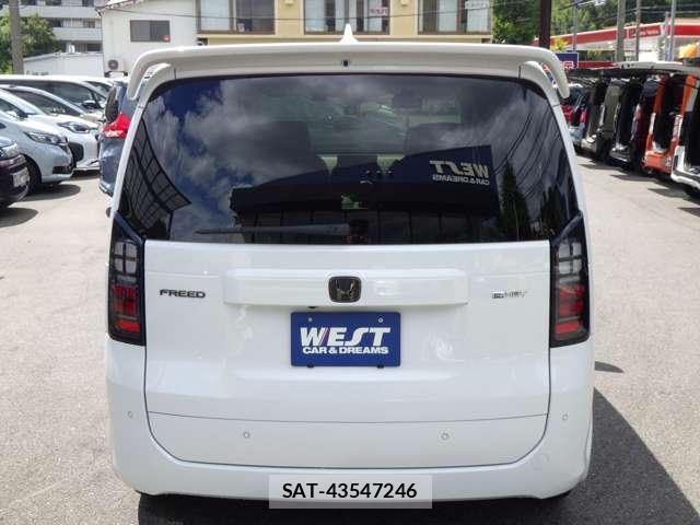Honda FREED 2025-10 8877528-18