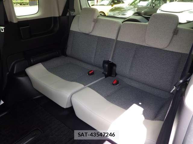 Honda FREED 2025-10 8877528-8