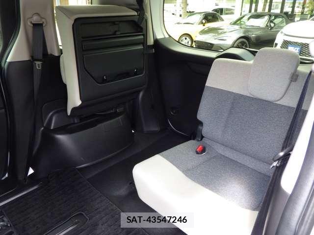 Honda FREED 2025-10 8877528-9