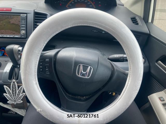 Honda FREED 2009-12 8877831-11
