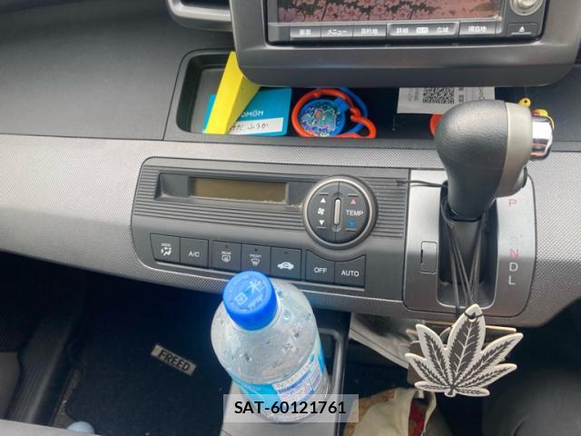 Honda FREED 2009-12 8877831-17