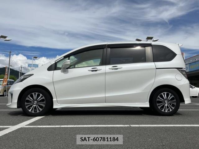 Honda FREED 2015-09 8878410-1