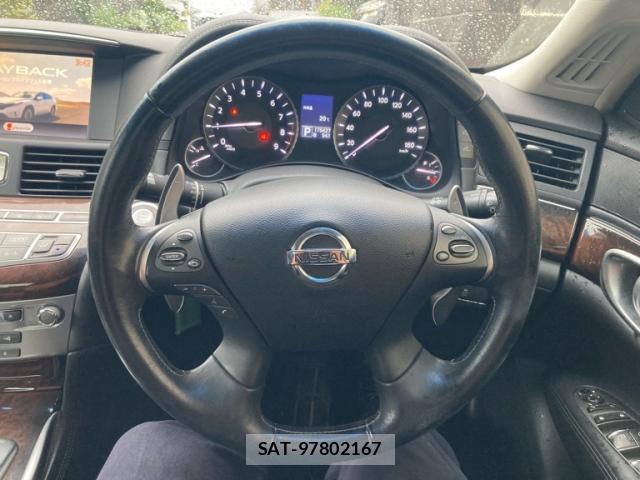 Nissan FUGA 2010-05 8876502-14