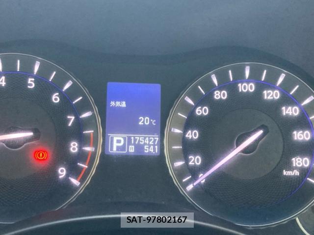 Nissan FUGA 2010-05 8876502-16