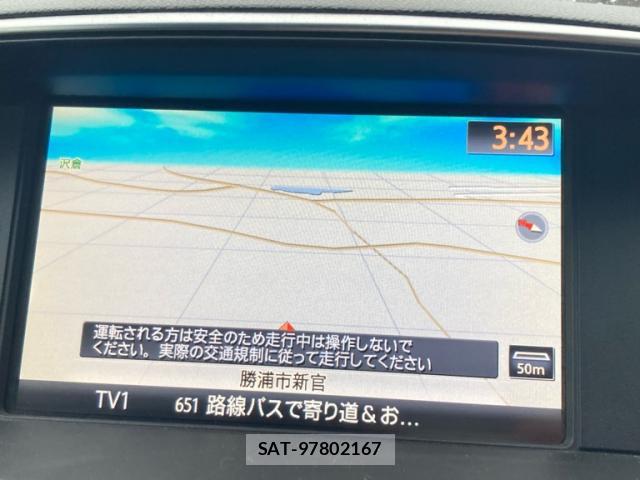 Nissan FUGA 2010-05 8876502-18
