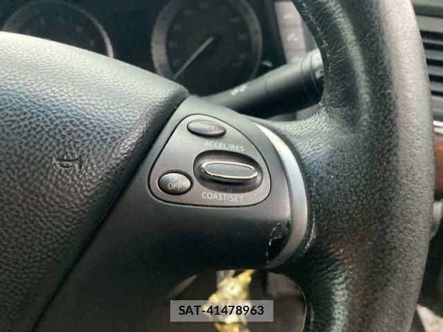 Nissan FUGA 2010-01 8877418-18