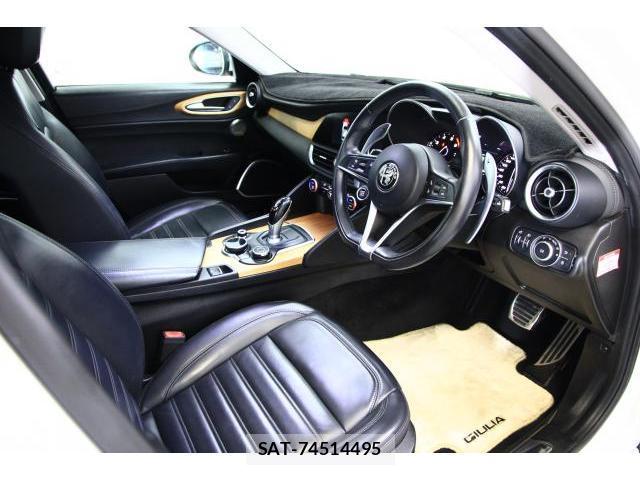 ALFA ROMEO Giulia 2017-09 8875939-14