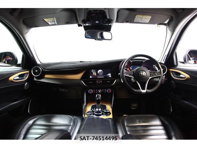 ALFA ROMEO Giulia 2017-09 8875939-3