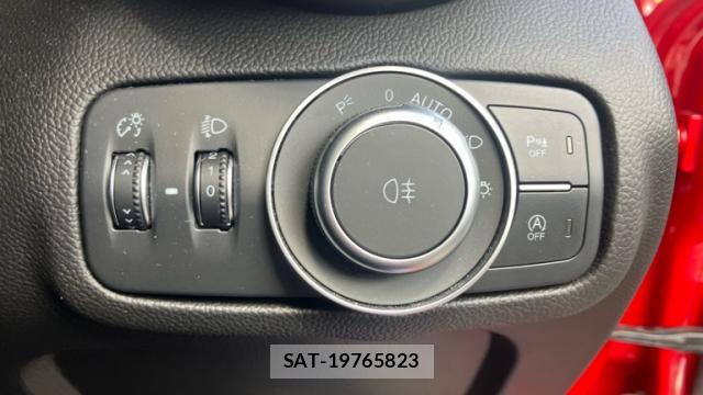 ALFA ROMEO Giulia 2019-11 8876285-6