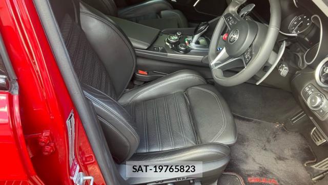 ALFA ROMEO Giulia 2019-11 8876285-7