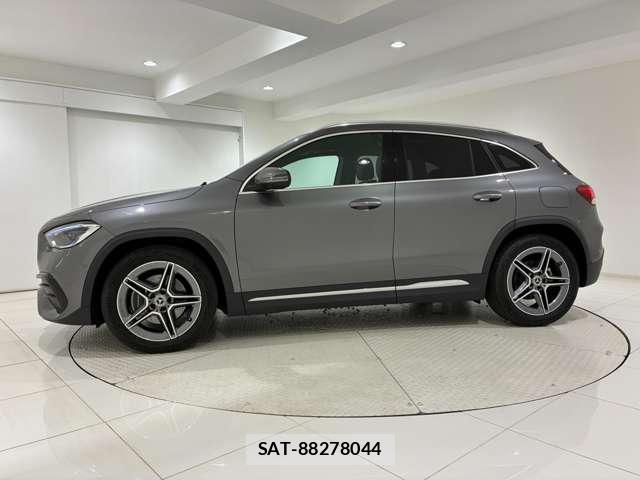 Mercedes Benz GLA-CLASS 2023-02 8877092-16