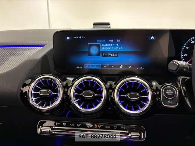 Mercedes Benz GLA-CLASS 2023-02 8877092-9