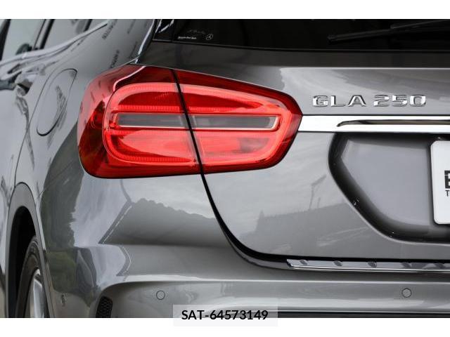 Mercedes Benz GLA-CLASS 2016-07 8877649-13
