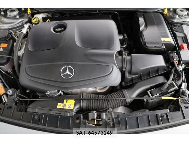 Mercedes Benz GLA-CLASS 2016-07 8877649-7