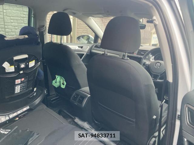 VolksWagen GOLF ALLTRACK 2018-06 8877834-15
