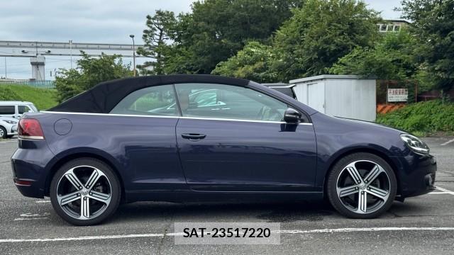 VolksWagen GOLF 2012-10 8877120-3
