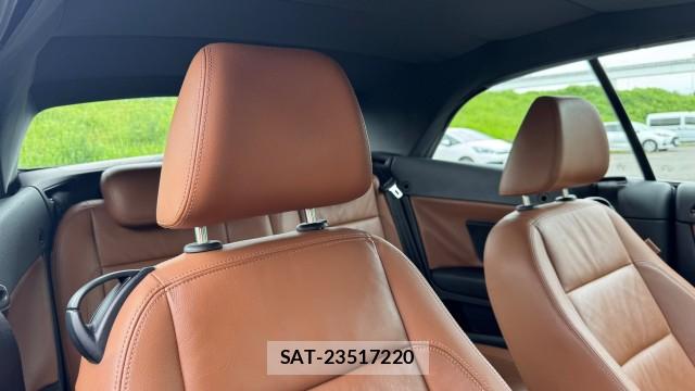 VolksWagen GOLF 2012-10 8877120-5