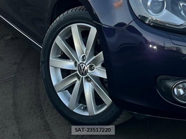 VolksWagen GOLF 2012-10 8877120-8